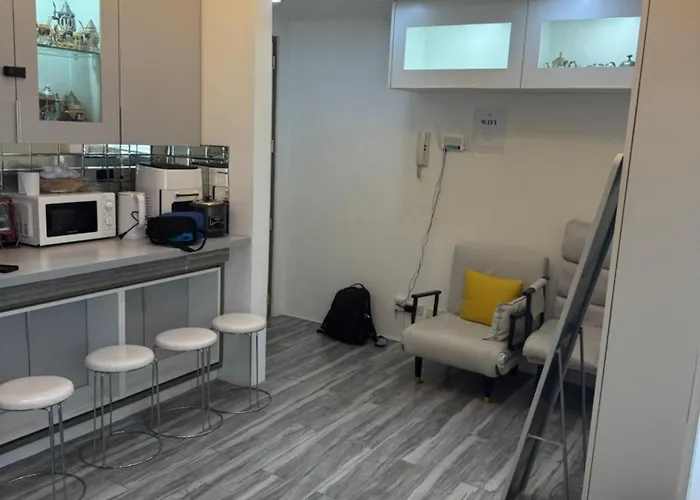 Greenhills Shopping Center 2br Apartment